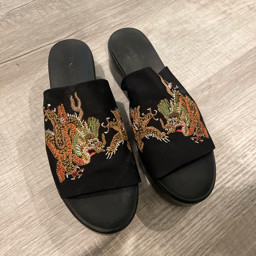 Bebe asian print platform slides